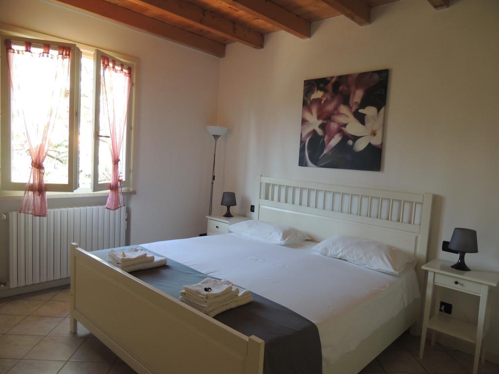 Villa Rosa Moniga del Garda Habitación foto